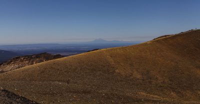 Mt. Taranaki im Hintergrund
