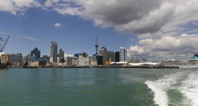Auckland von der Wasserseite aus