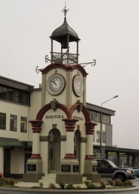 Uhr an der Hauptstraße von Hokitika